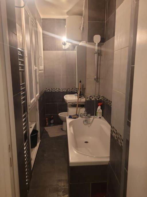 Charmant Appartement Pres De Montmartre 巴黎 外观 照片